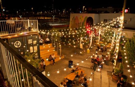 🌃 Udaipur Nightlife Guide: Best Rooftop Lounges & Party Clubs You Must Visit